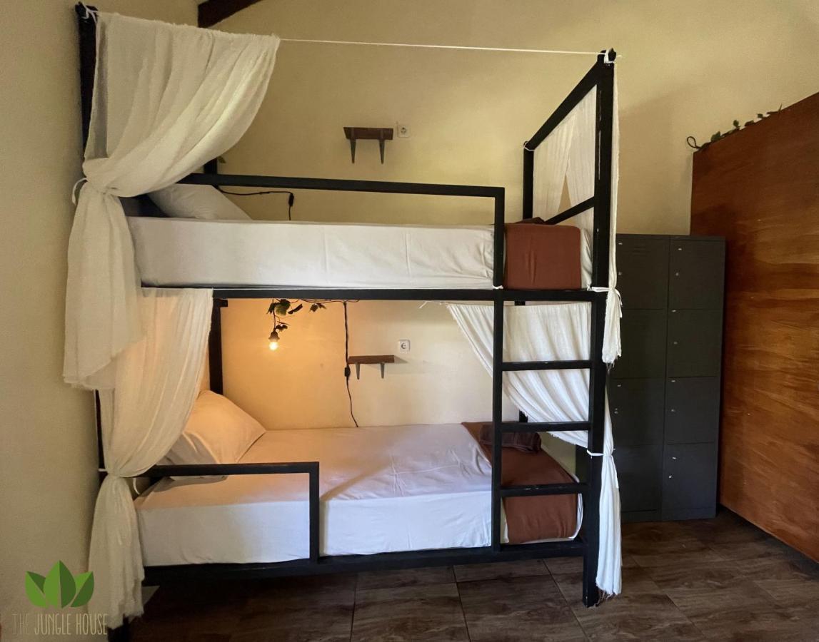 The Jungle House Hostel Canggu  Luaran gambar